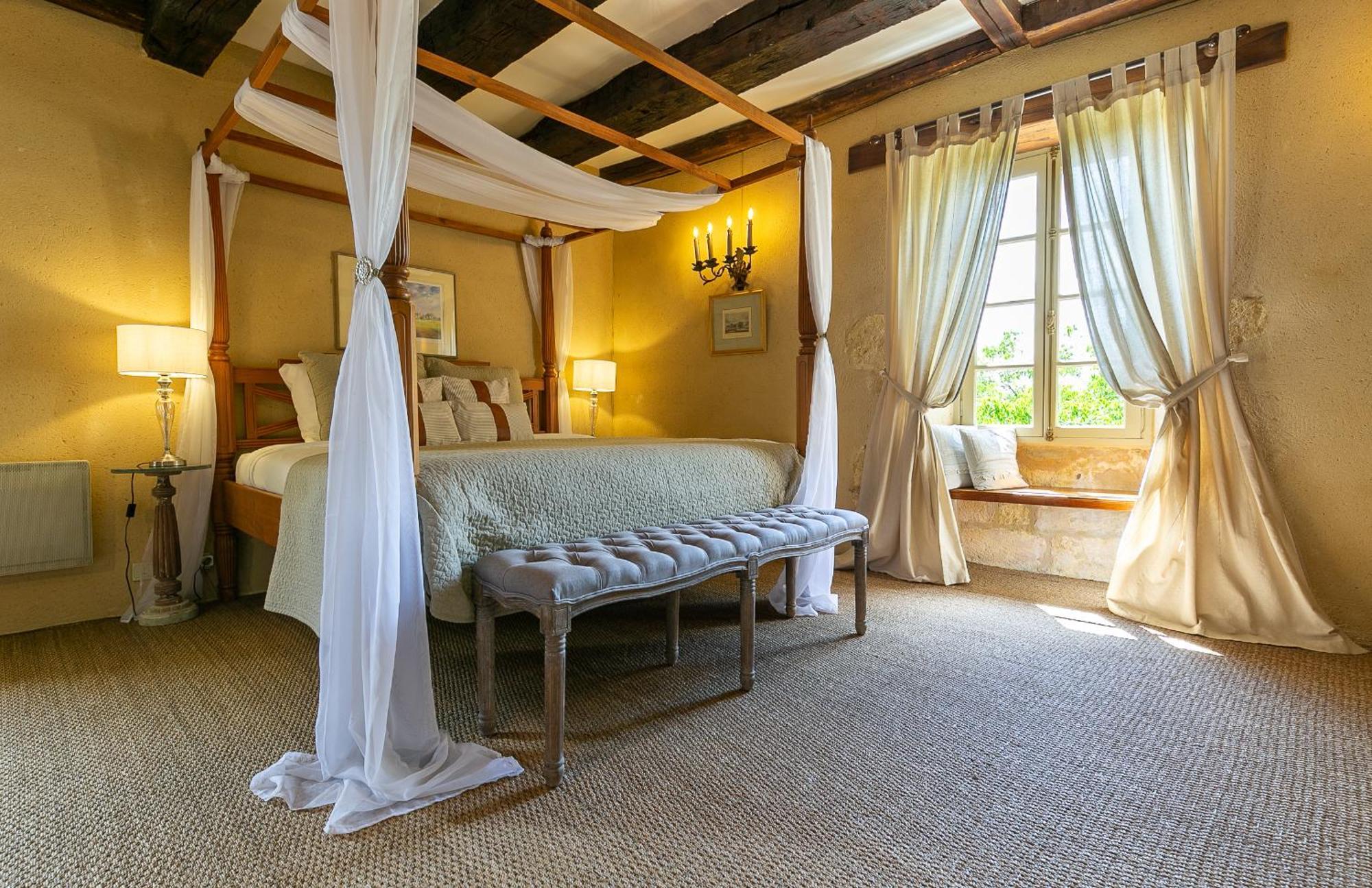 La Maison Louverie Pontours Esterno foto